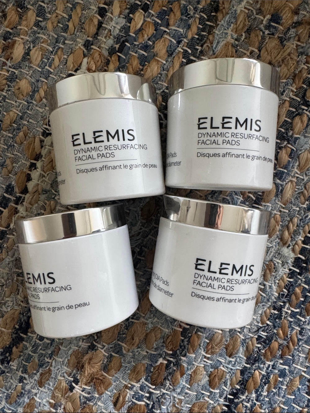 ELEMIS White Facial Pads with Silver Lids - Set of 4